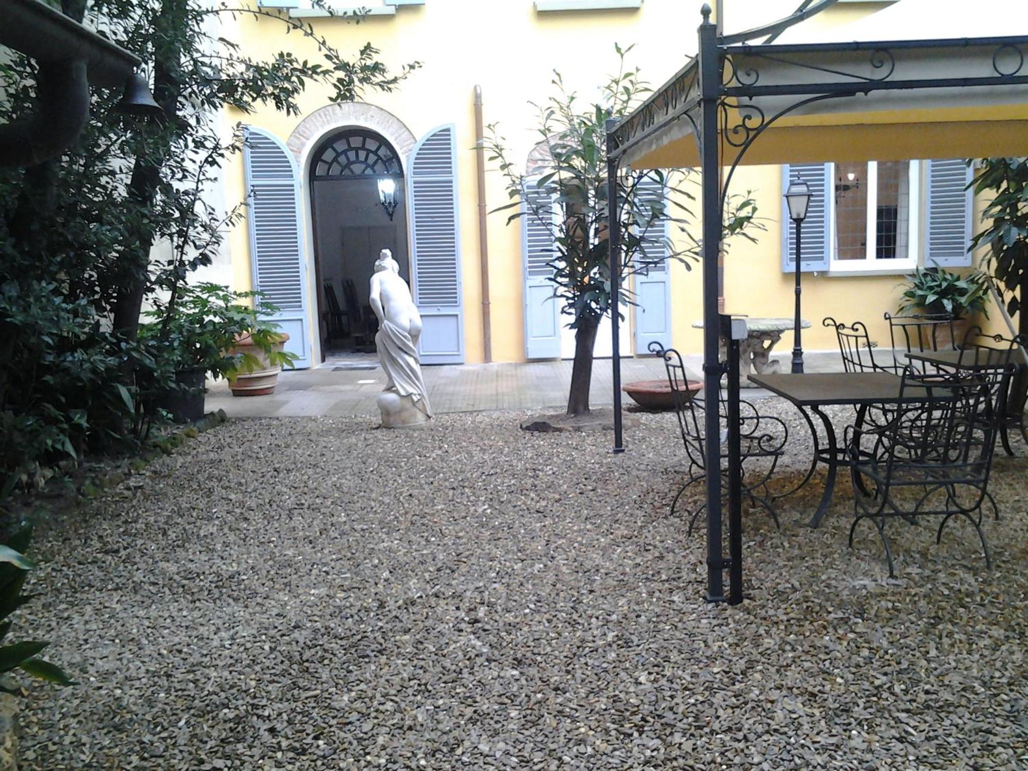 Little Garden Donatello Apartman Firenze Kültér fotó