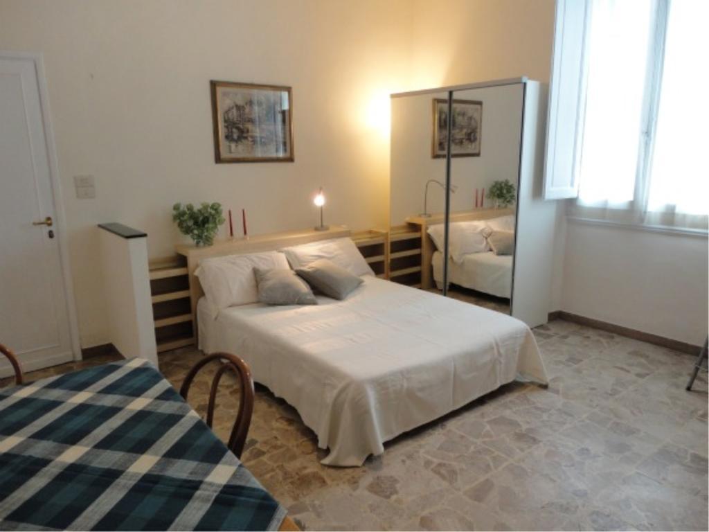 Little Garden Donatello Apartman Firenze Szoba fotó